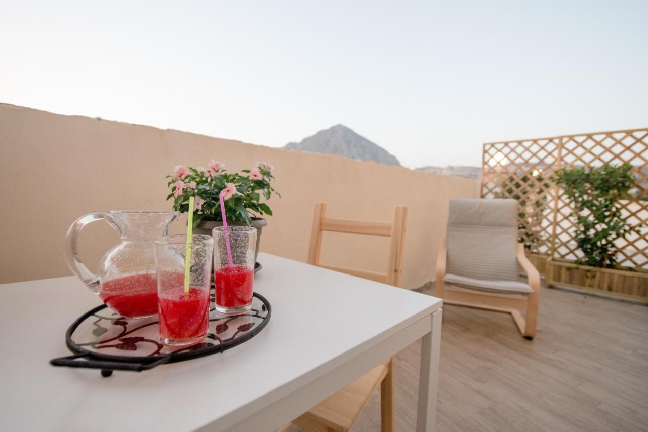 쿠스토나치 Dove Sorge Il Sole B&B 외부 사진